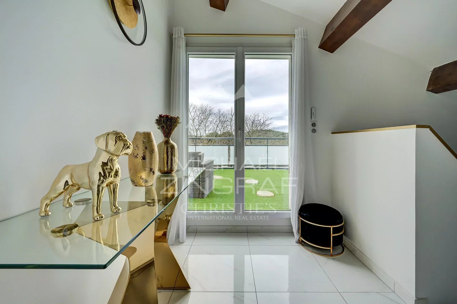 4 Bedroom Villa/Townhouse's Image 11