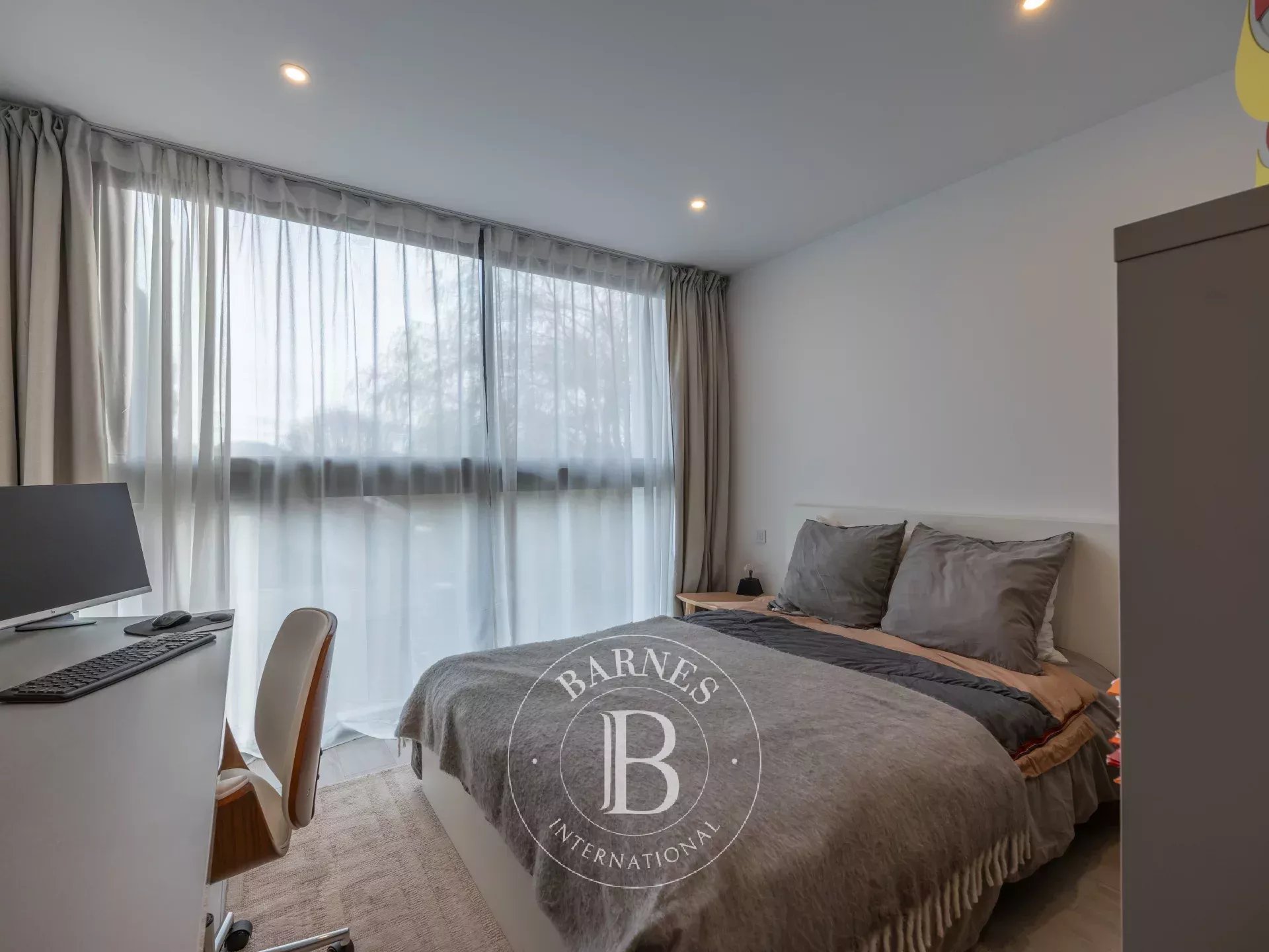 Ev Annecy - picture 11