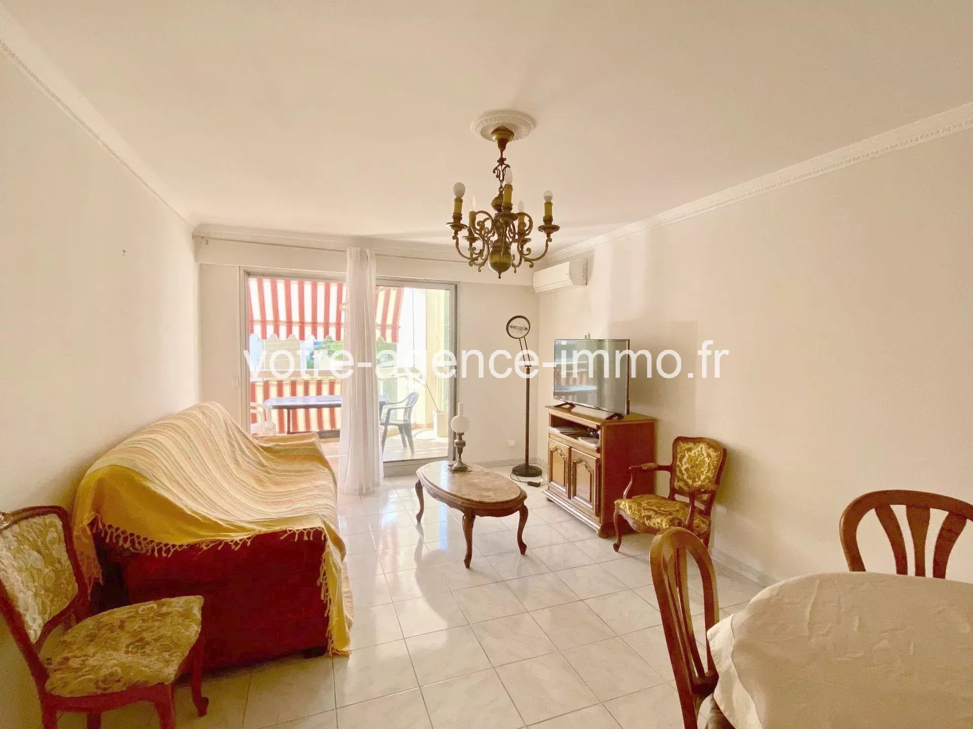 Nice – Sainte Marguerite/ Location, 2p meublé, avec terrasse et parking