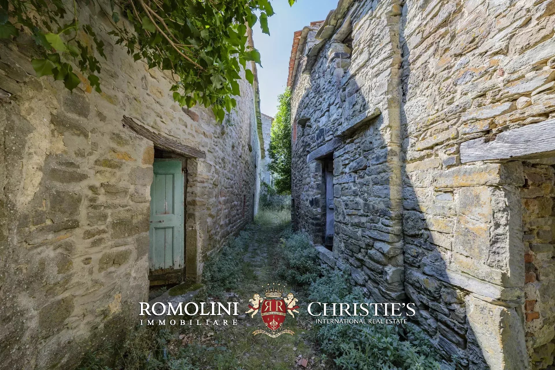 20 Bedroom Chateau's Image 45