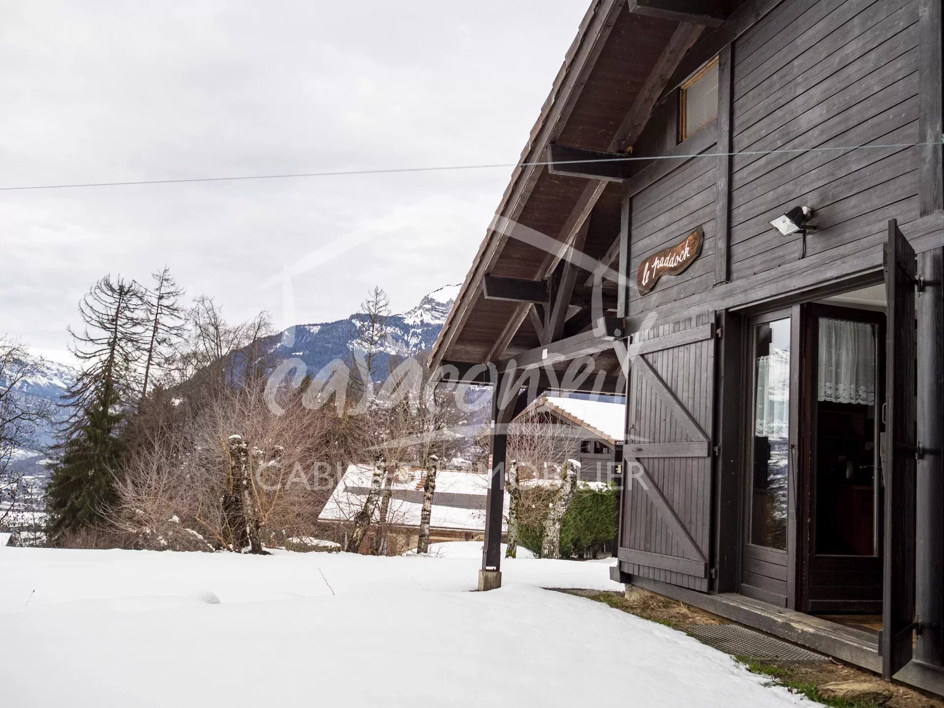 Agence immobilière de 