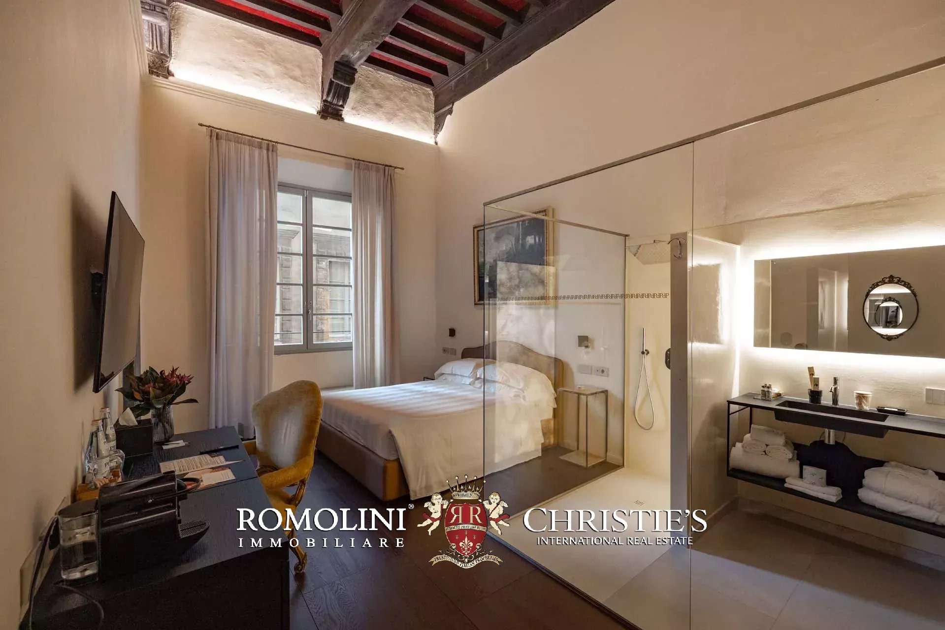 6 Bedroom Apartment/Flat's Image 18