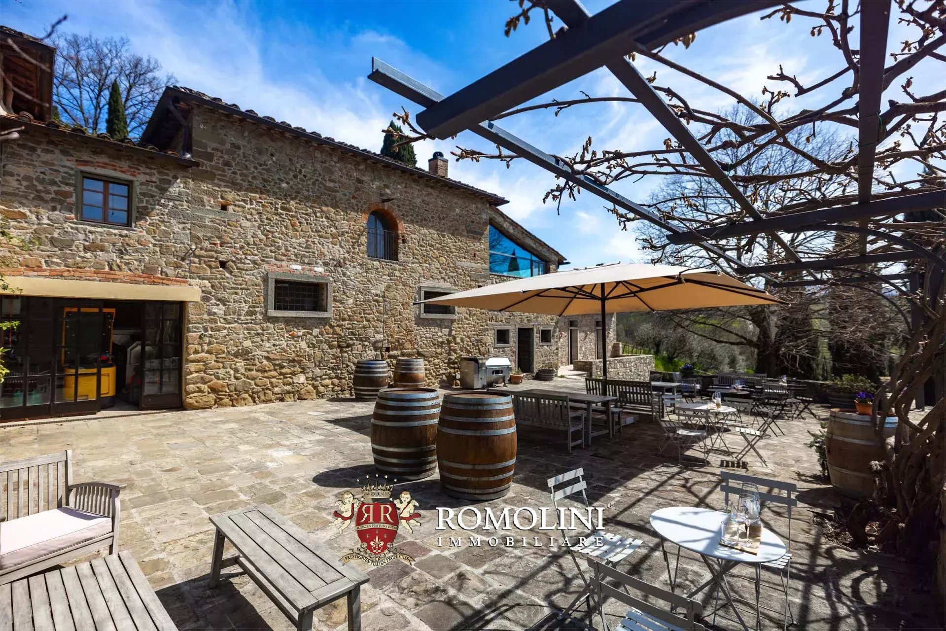 5 Bedroom Vineyard's Image 21