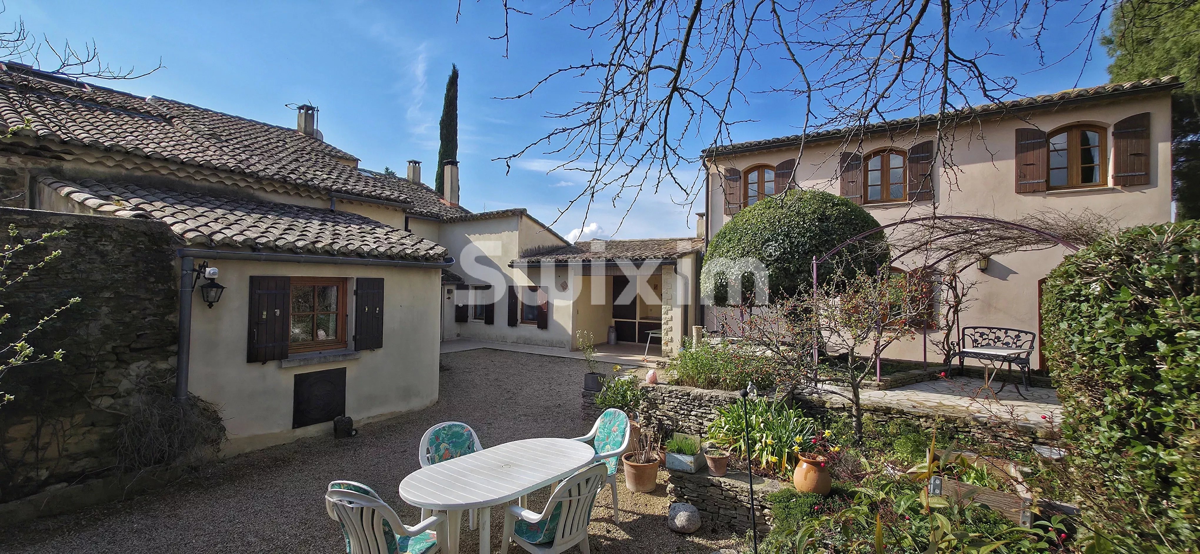 Agence immobilière de THIERRY VEYRADIER AGENCE IMMOBILIER