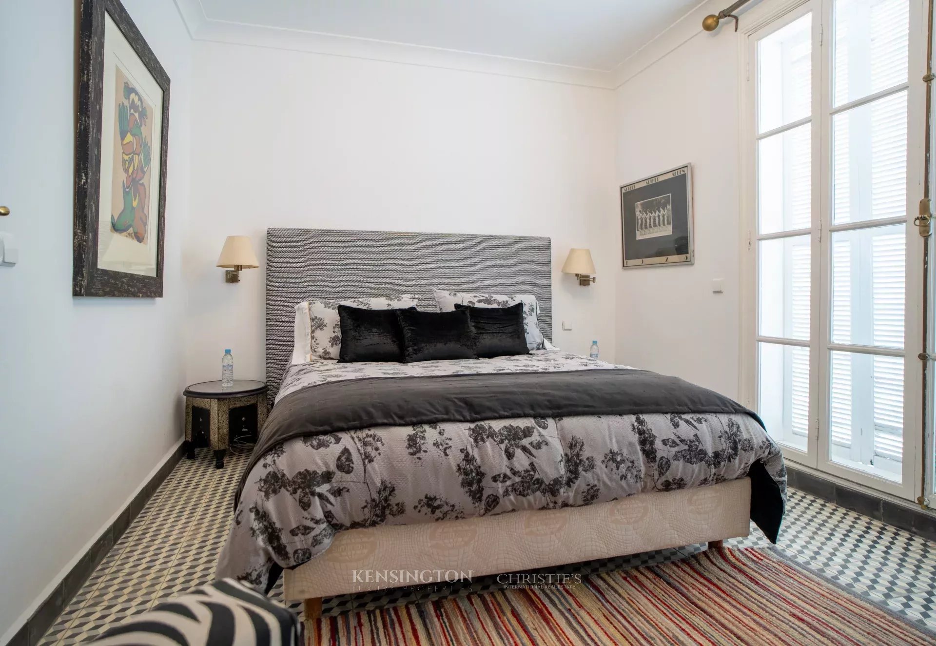 6 Bedroom Villa/Townhouse's Image 11