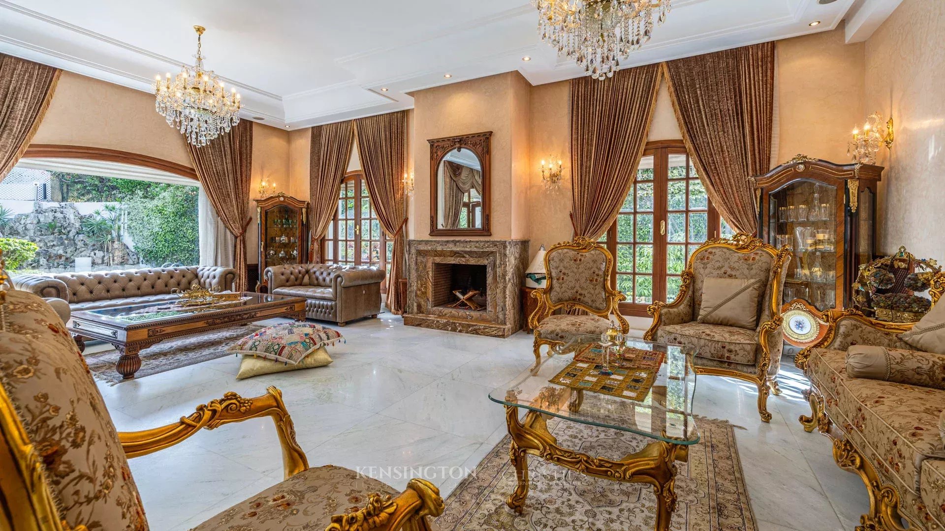 4 Bedroom Villa/Townhouse's Image 4
