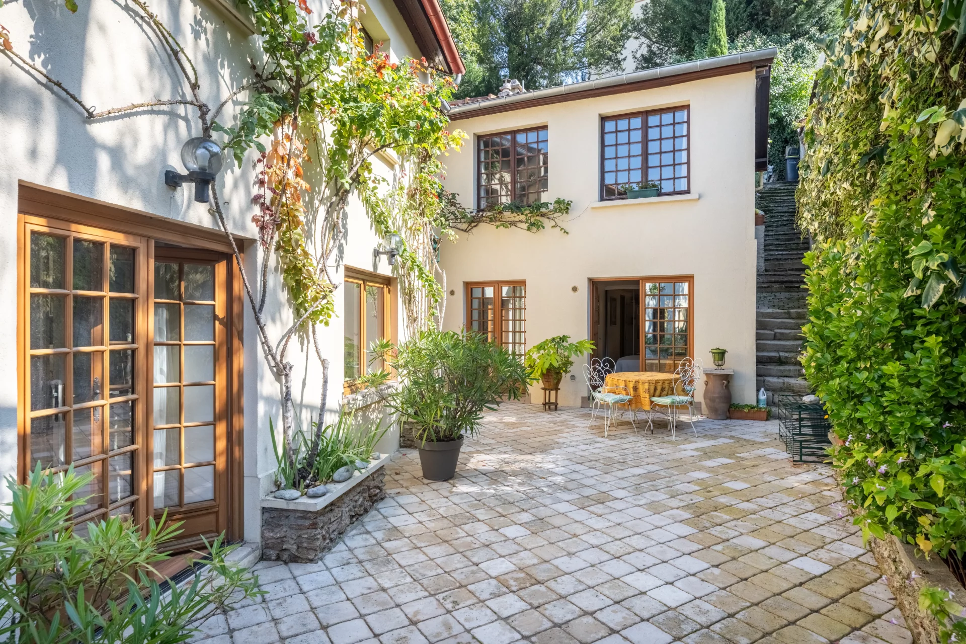 La Celle-Saint-Cloud - LE BOURG