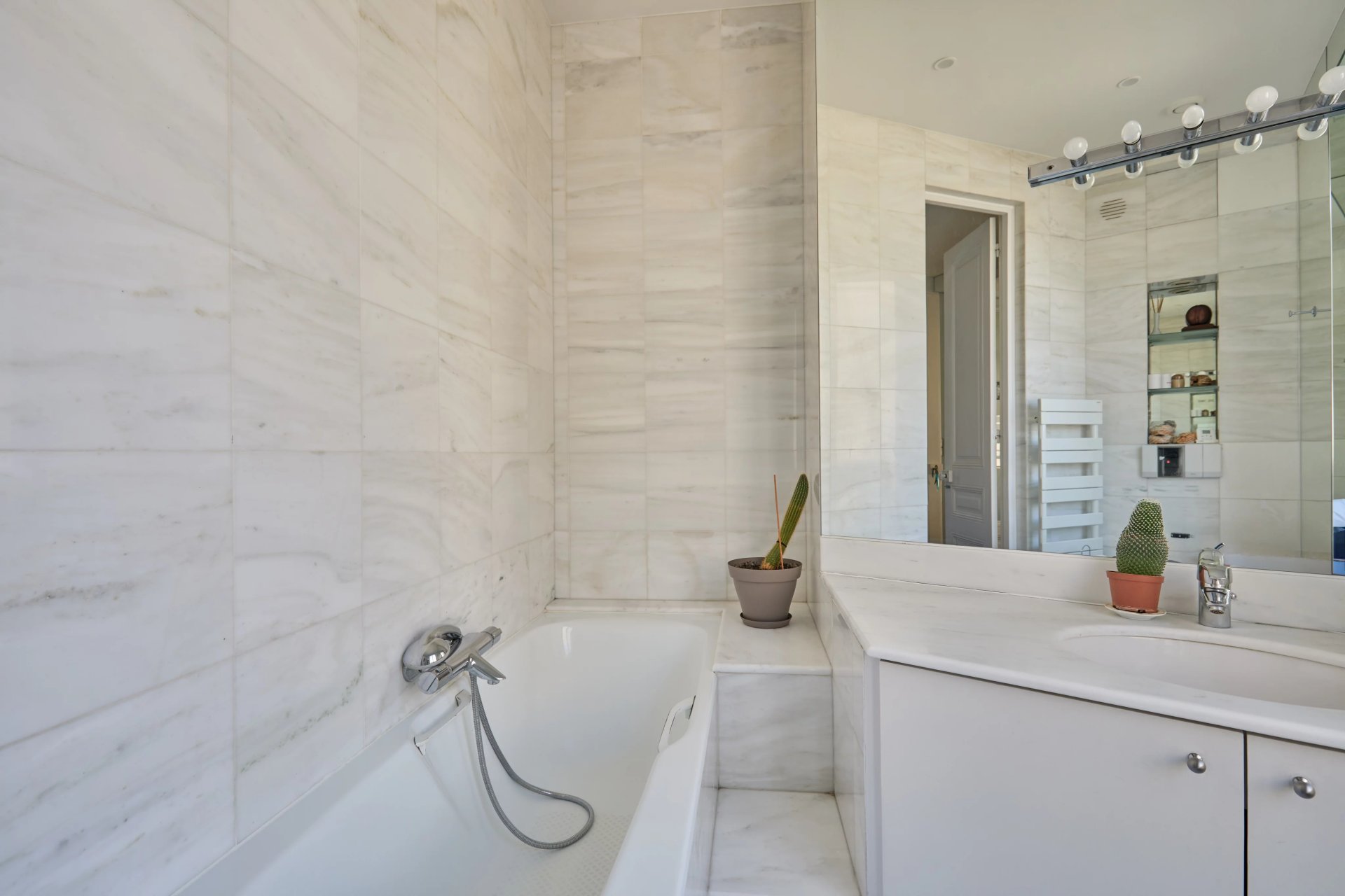 4 Bedroom Apartment/Flat's Image 16