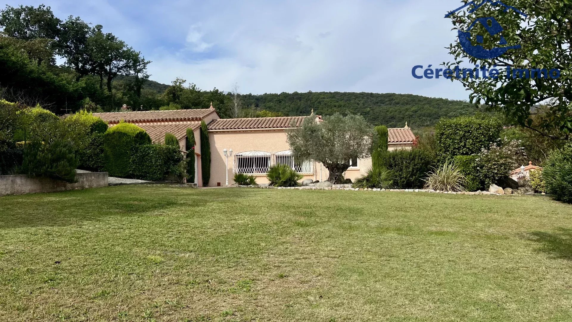 Agence immobilière de 