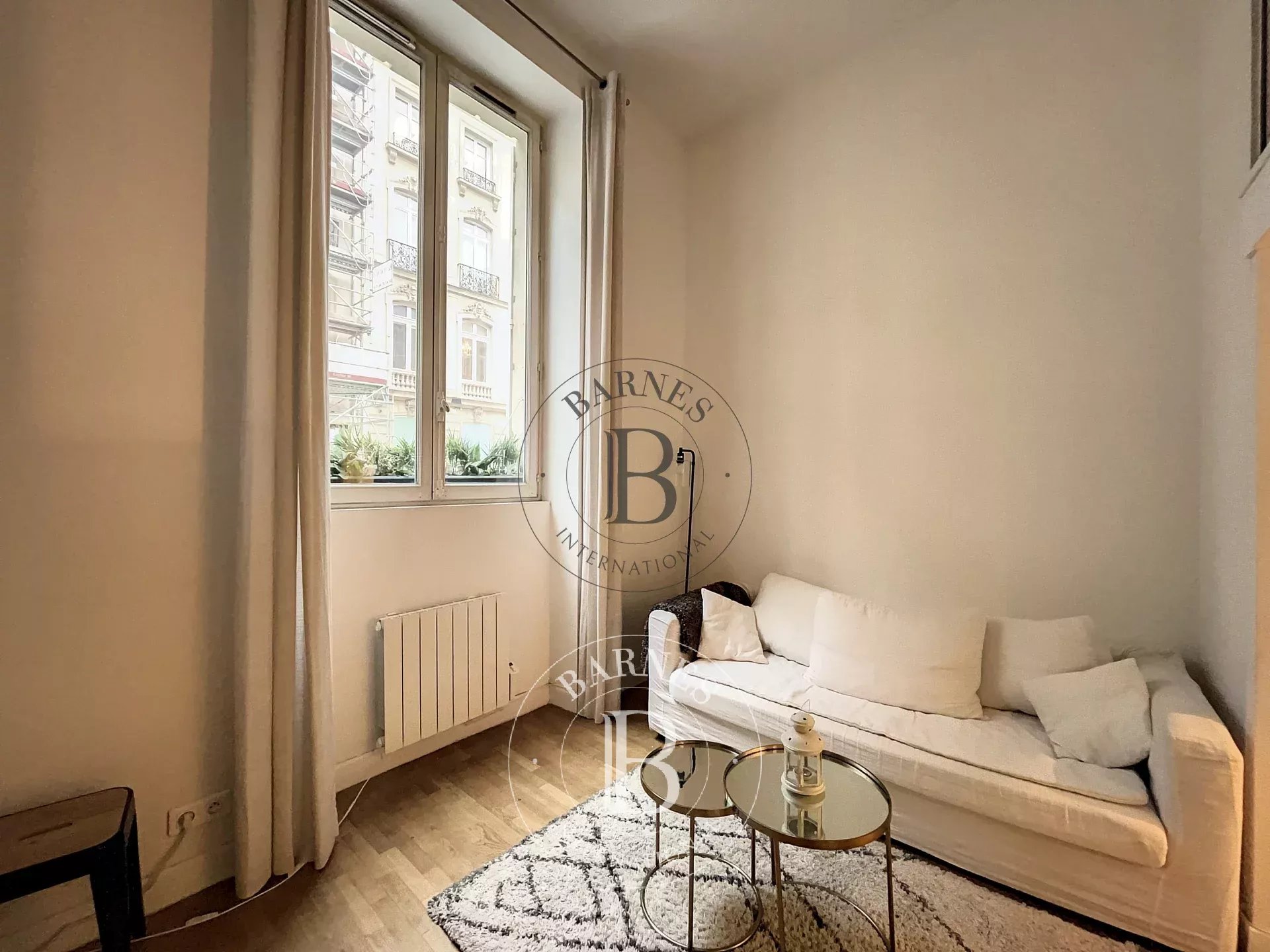 Daire Paris 8ème - picture 5