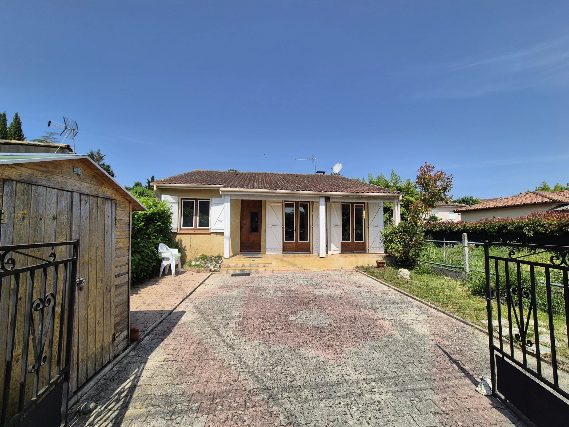 Agence immobilière de 