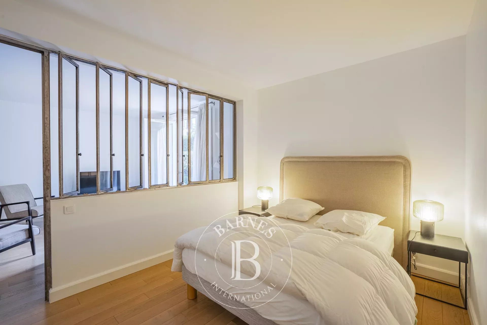 Daire Paris 3ème - picture 6