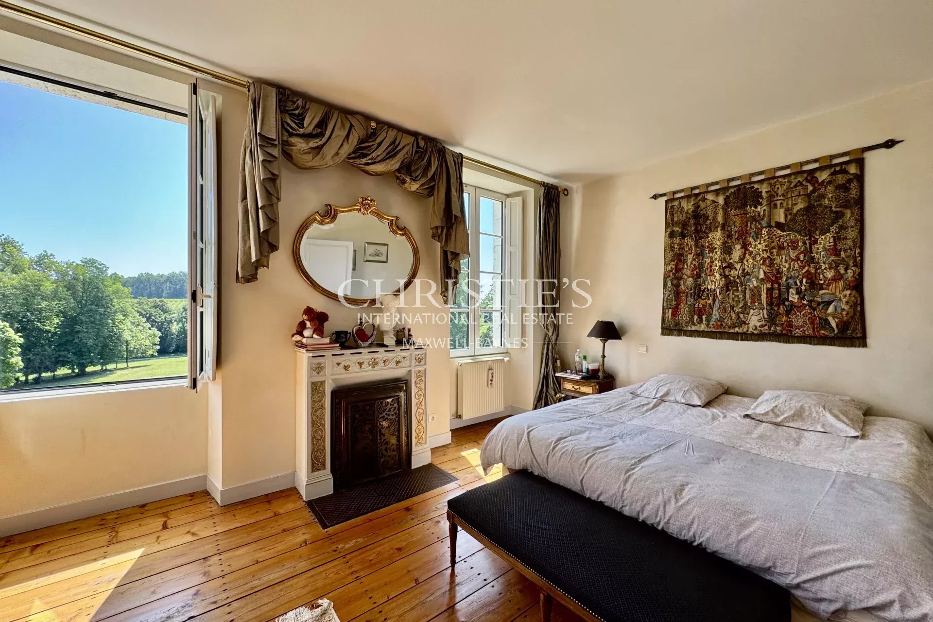 14 Bedroom Villa/Townhouse's Image 34