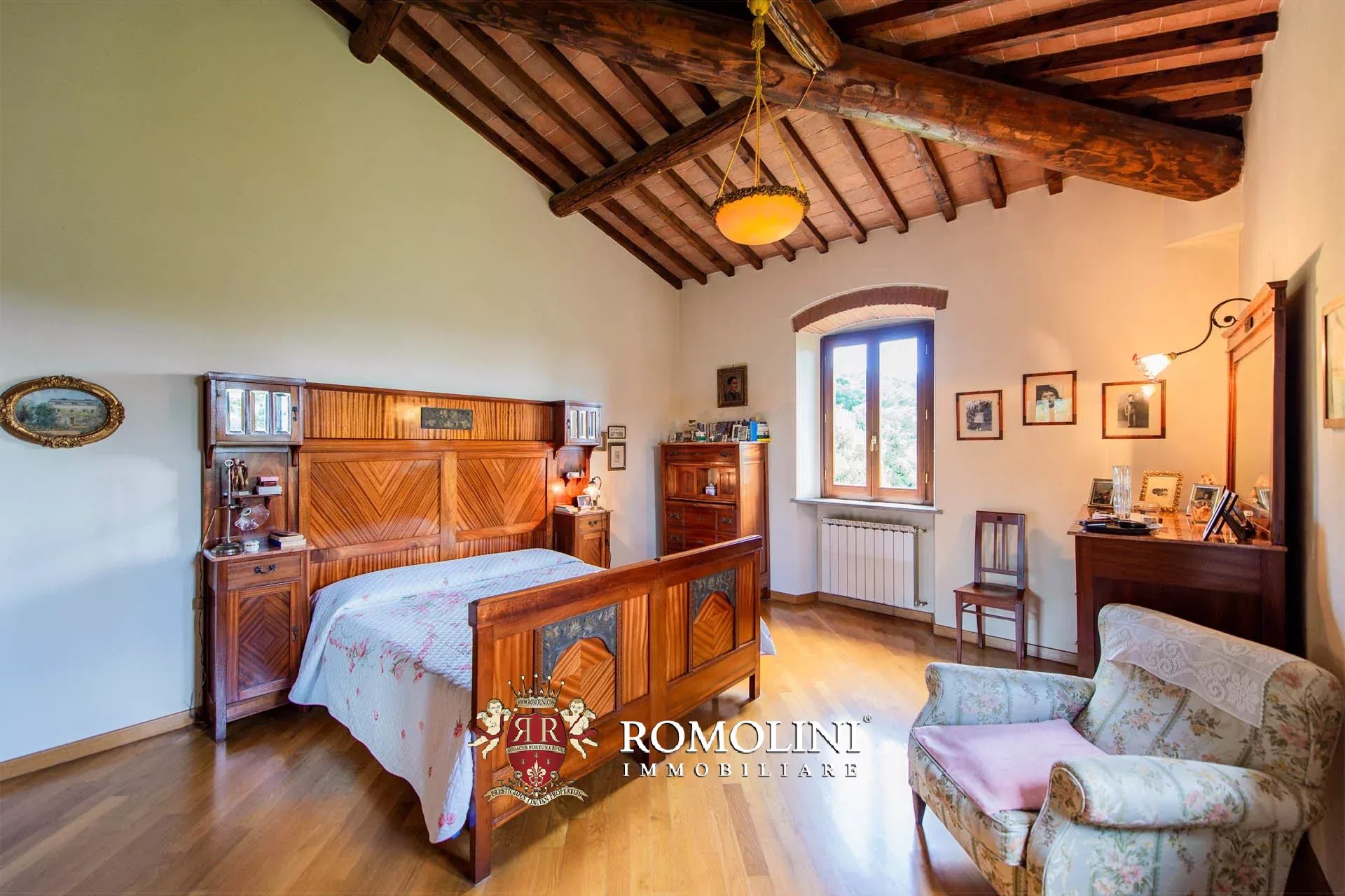 6 Bedroom Villa/Townhouse's Image 36