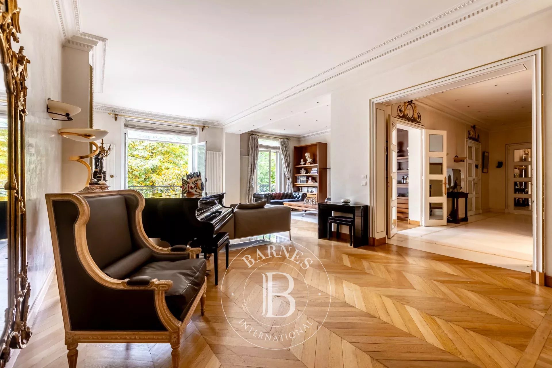 Paris 16 - Trocadéro - Reception apartment - 3/4 bedrooms - picture 6