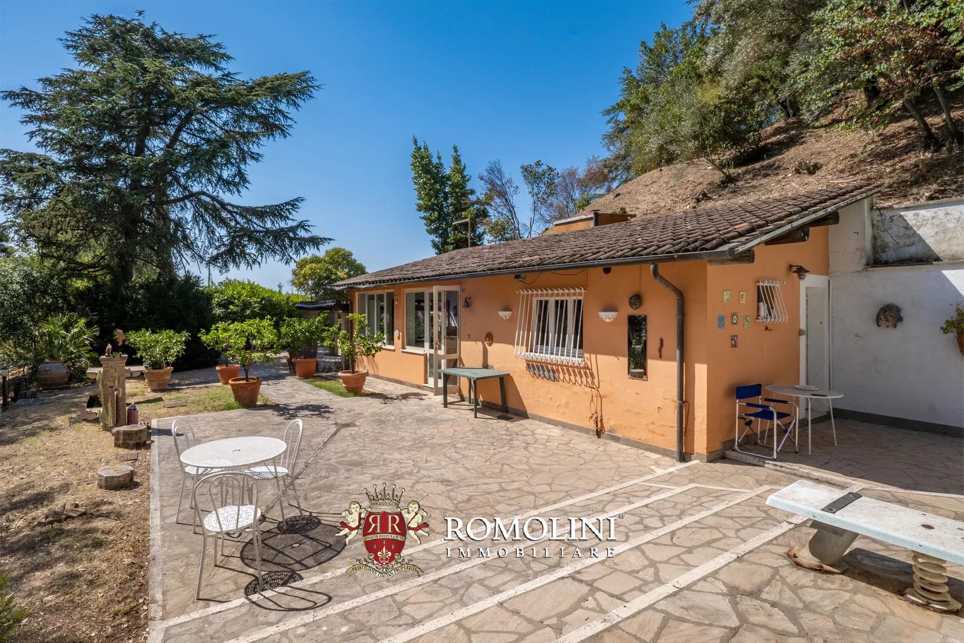 2 Bedroom Villa/Townhouse's Image 3