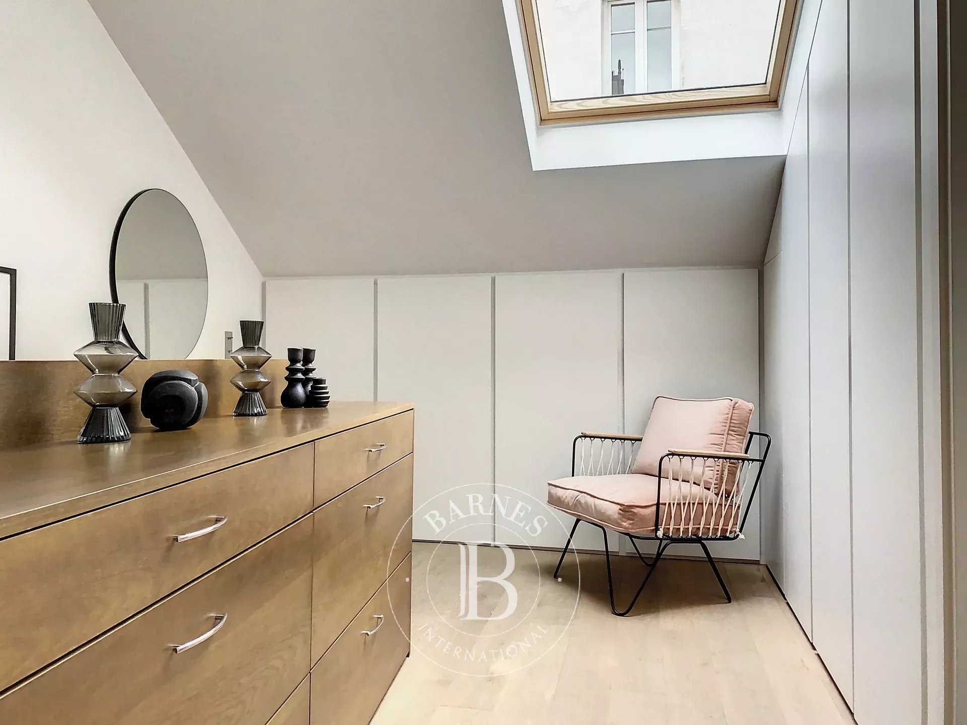 Ev Paris 18ème - picture 20