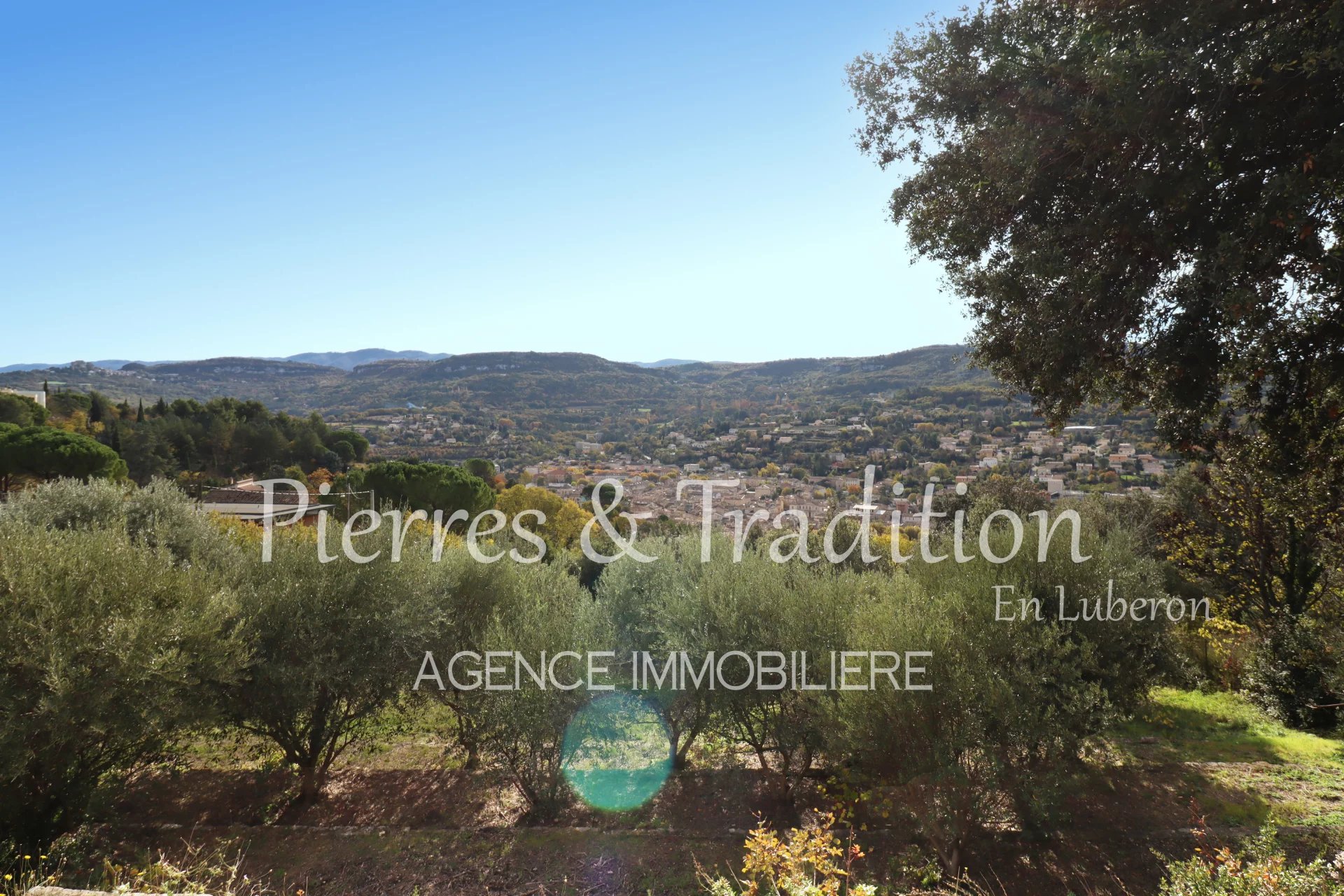Agence immobilière de Pierres et Tradition en Luberon Apt