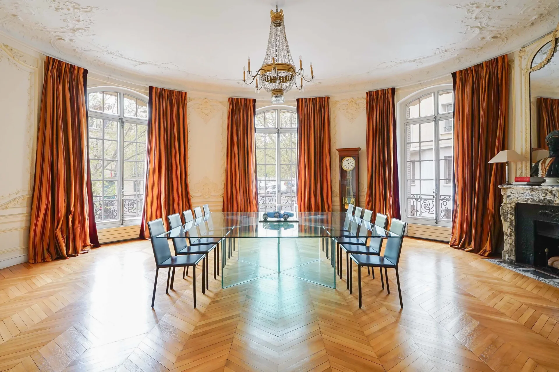 Paris 16e - IENA / PLACE DES ETATS-UNIS