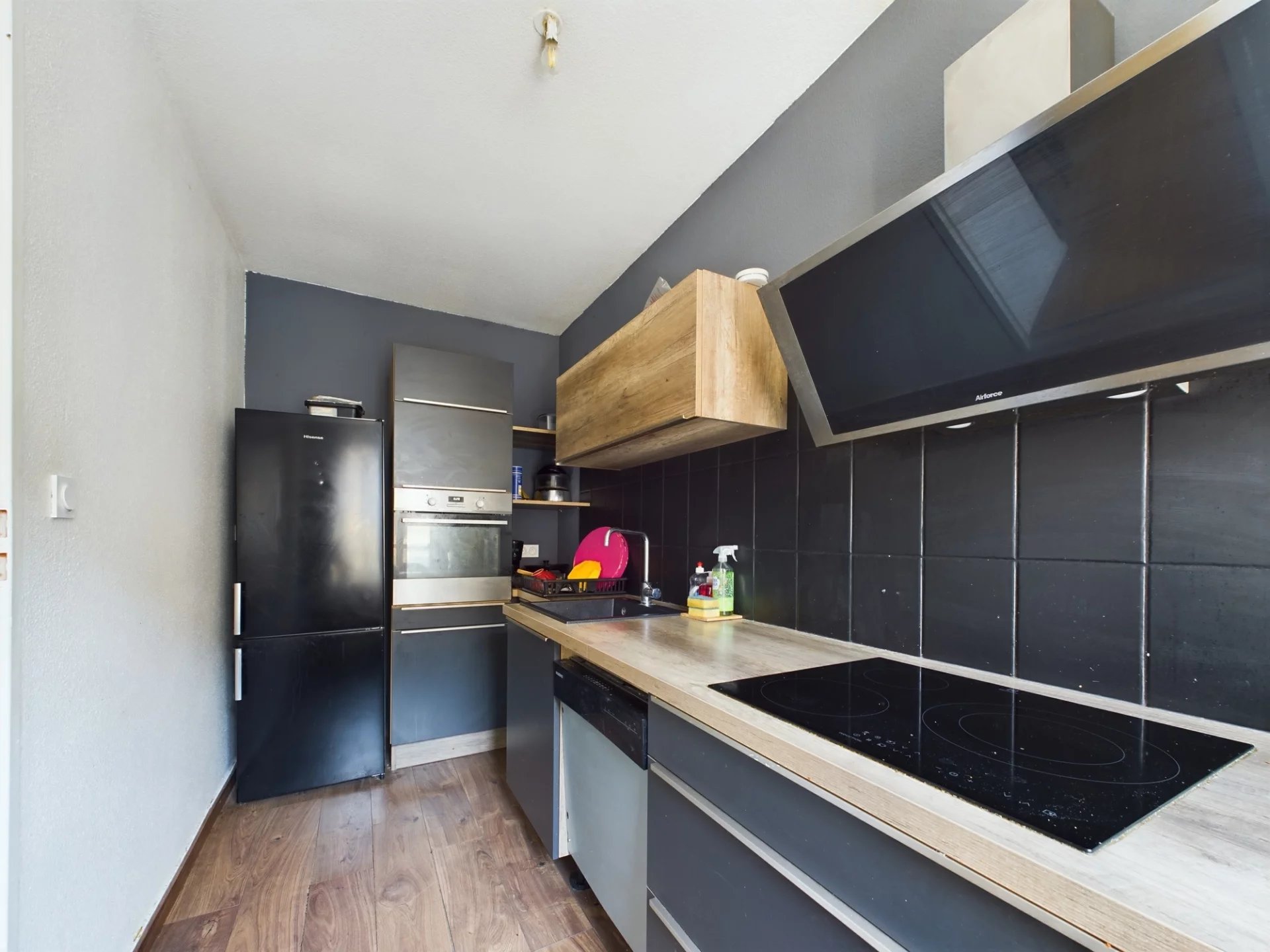 APPARTEMENT T4 DUPLEX  84m2 VENDU LOUÉ EN PLEIN CENTRE