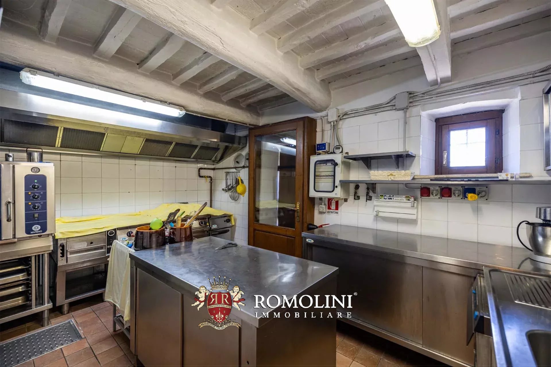 16 Bedroom Villa/Townhouse's Image 37