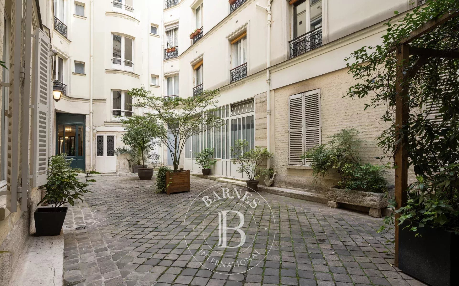 Daire Paris 9ème - picture 18