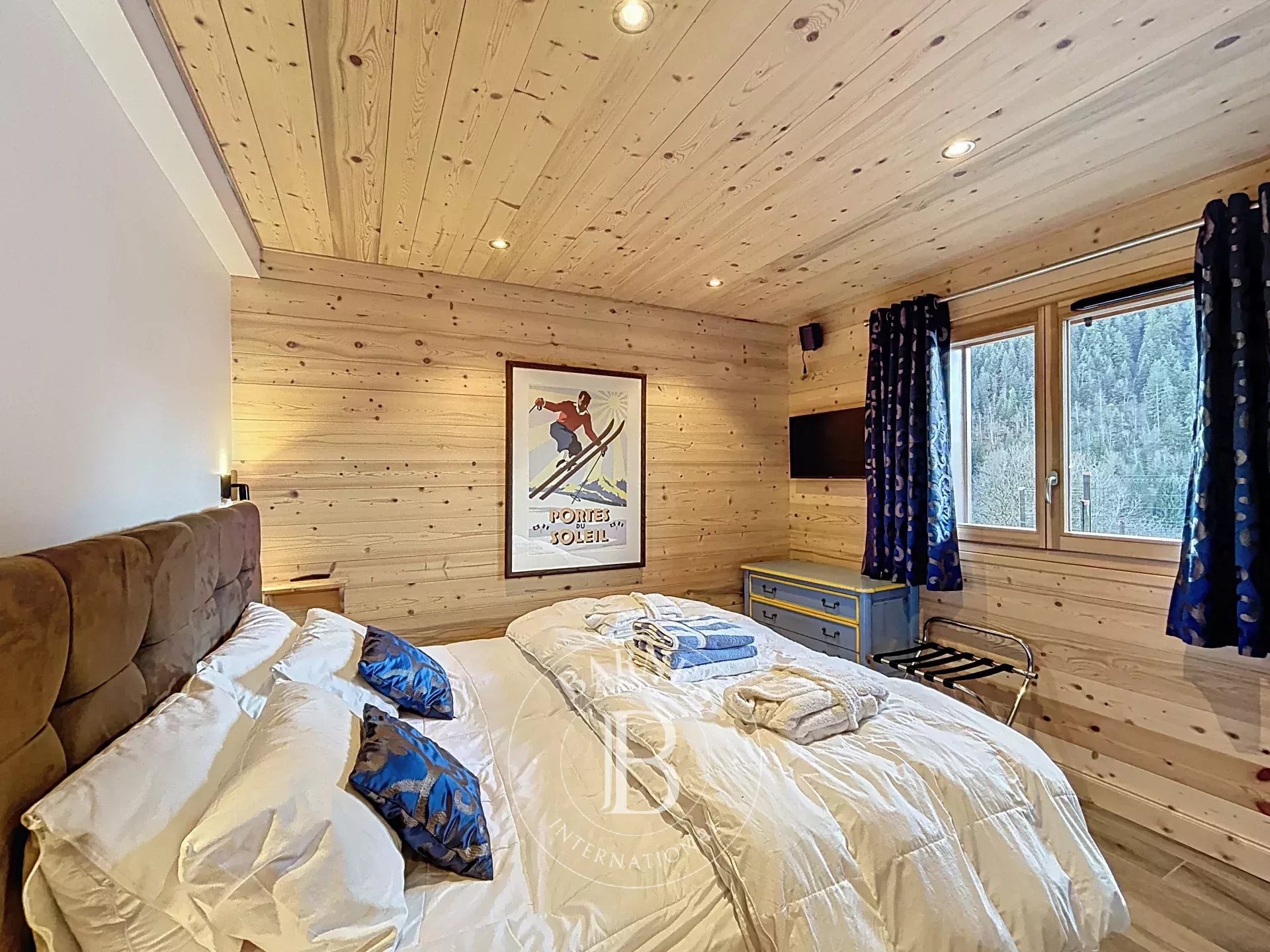 Photo of Châtel – 4-bedroom chalet with terrace and hot tub