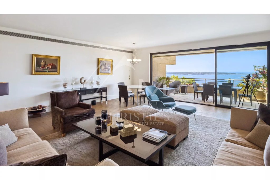 Apartment for sale in Cannes — Luxury Apartment Cannes Californie | Panoramic Sea View Estate