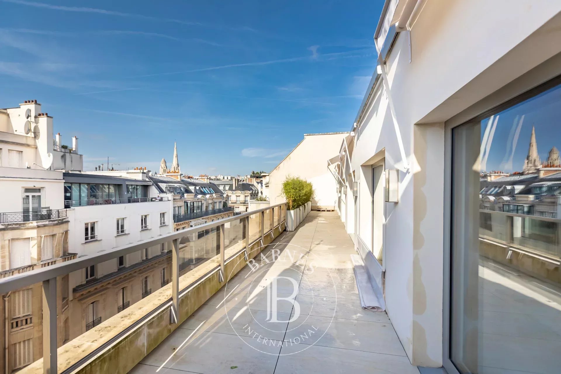 Daire Paris 8ème - picture 18