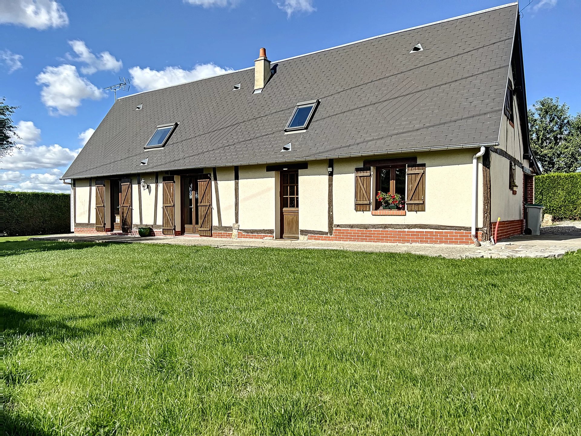 A Mathonville 76680, Maison 5 pièces