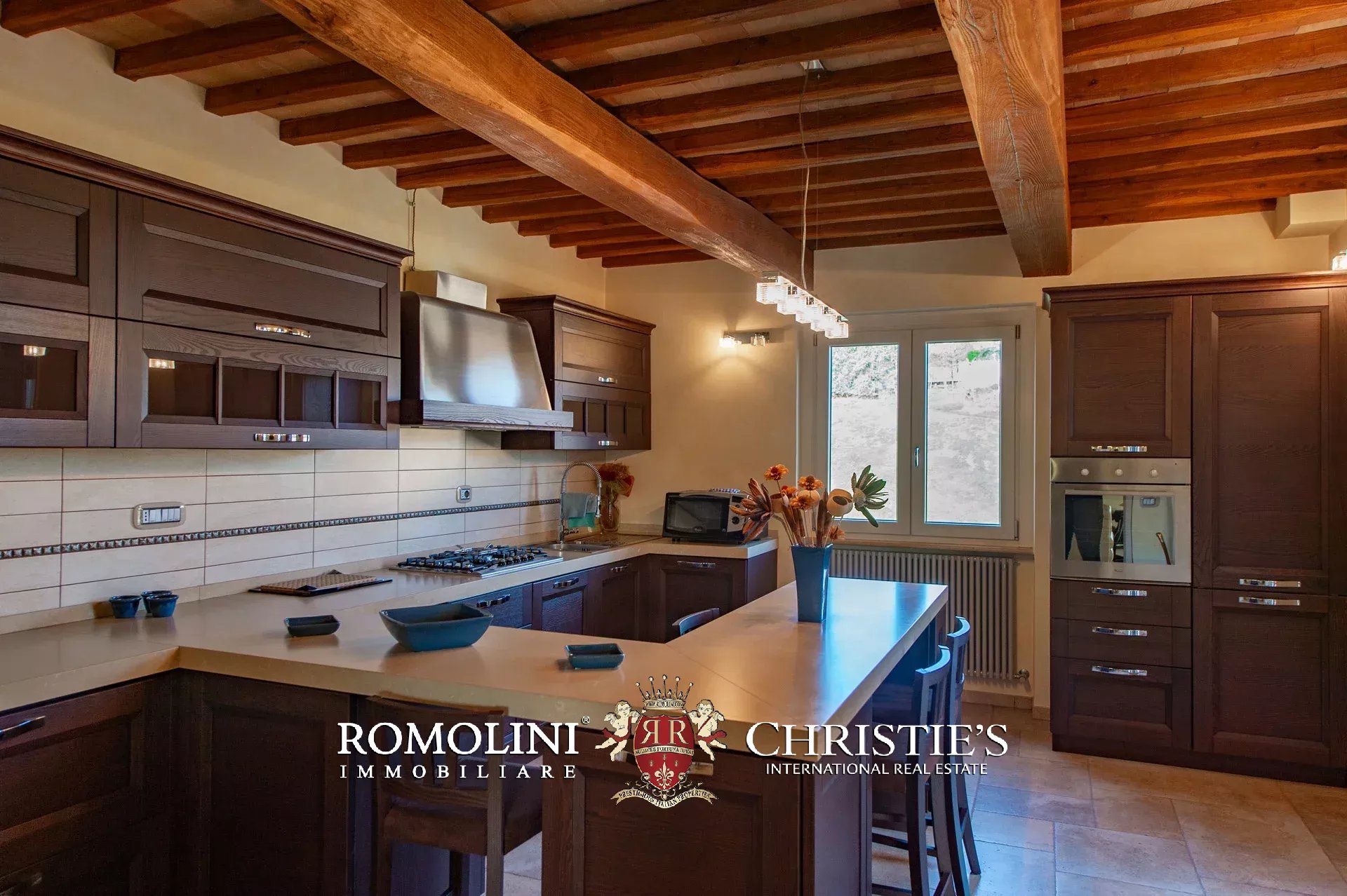 10 Bedroom Villa/Townhouse's Image 51
