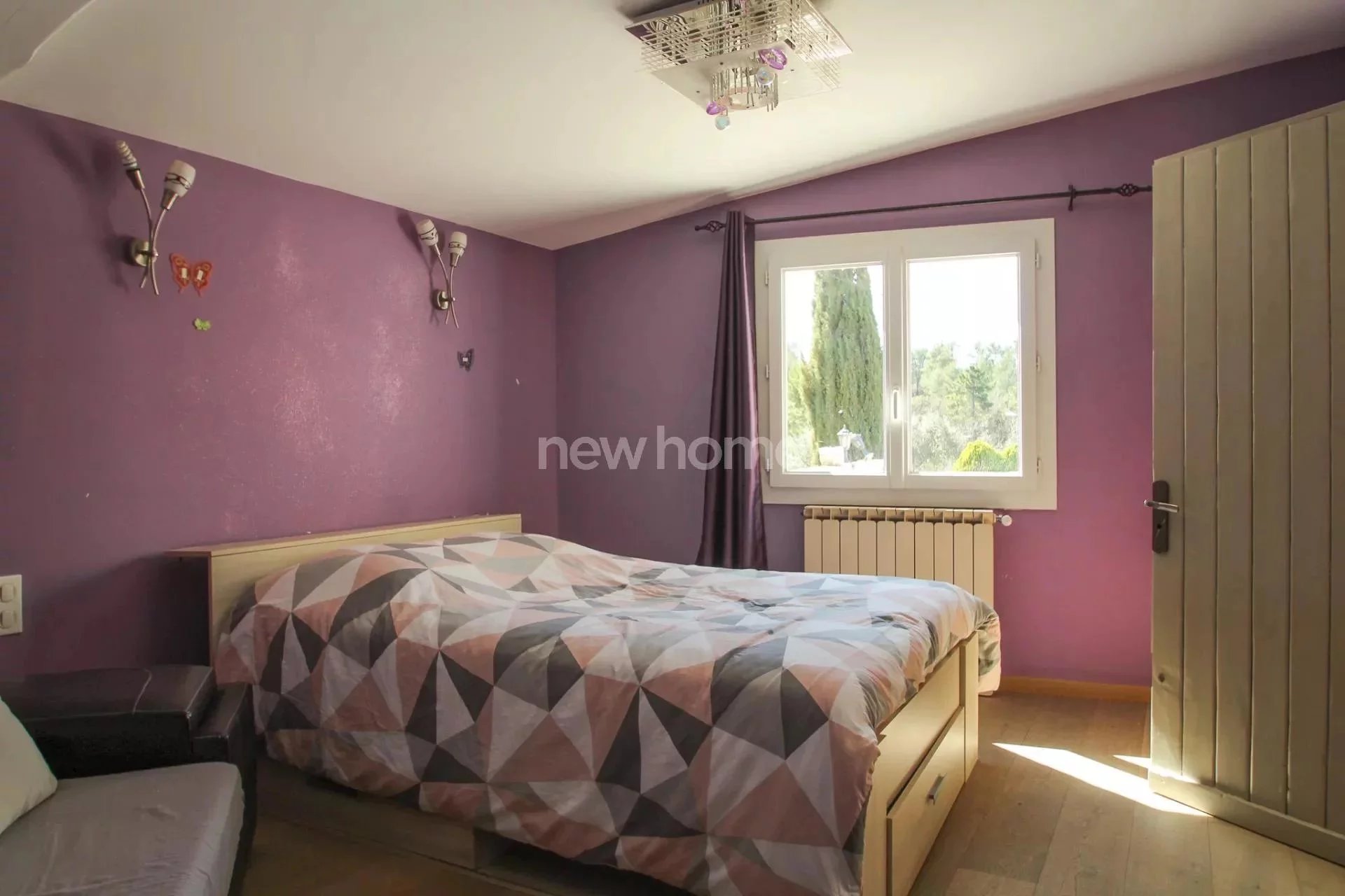 Maison au calme sur jolie terrain plat dans la campagne acces facile