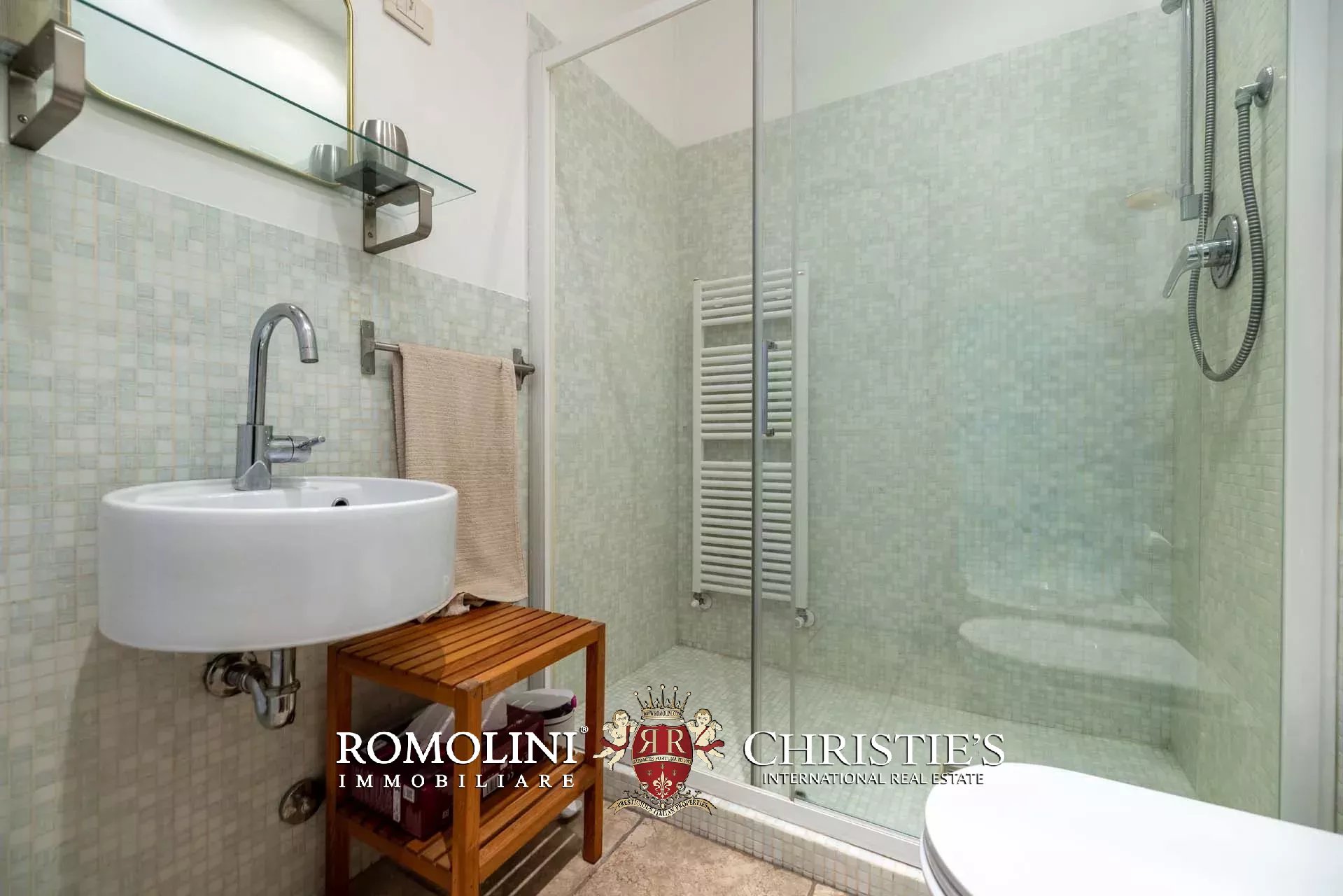 4 Bedroom Villa/Townhouse's Image 41