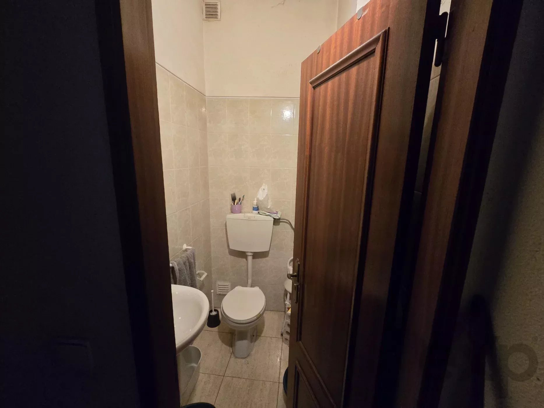 Store with 72sqm in Monte Gordo 8900-111 image 12
