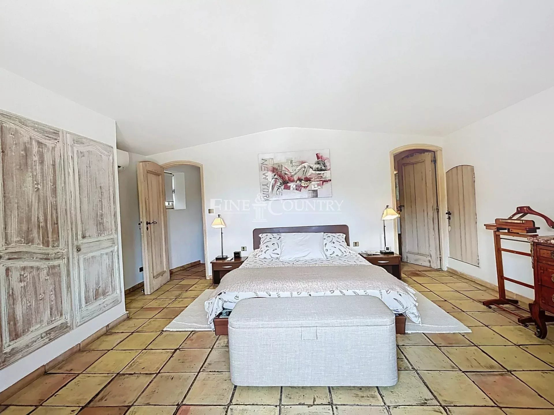 Photo of Stonevilla for sale in Fayence with swimming pool and great views