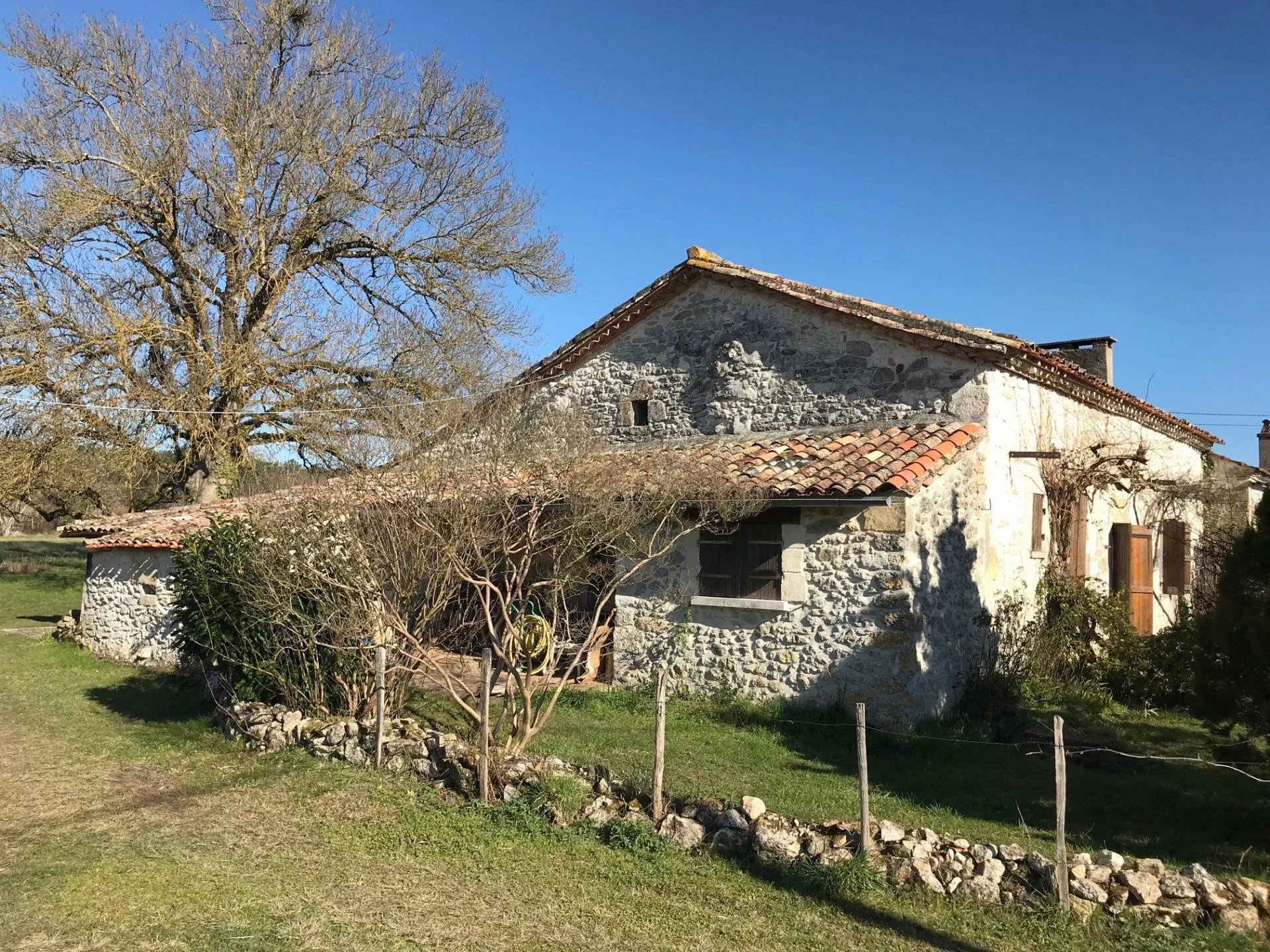 Charmante fermette à rénover totalement