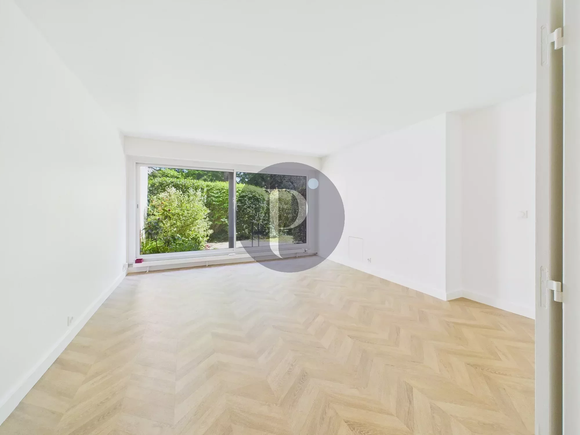 vente-appartement-2-pieces-verrieres-le-buisson-85842398