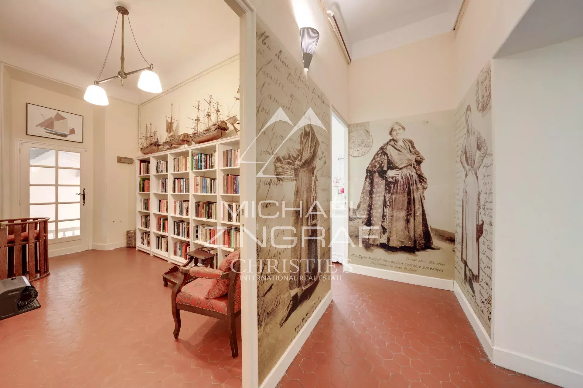 11 Bedroom Villa/Townhouse's Image 11