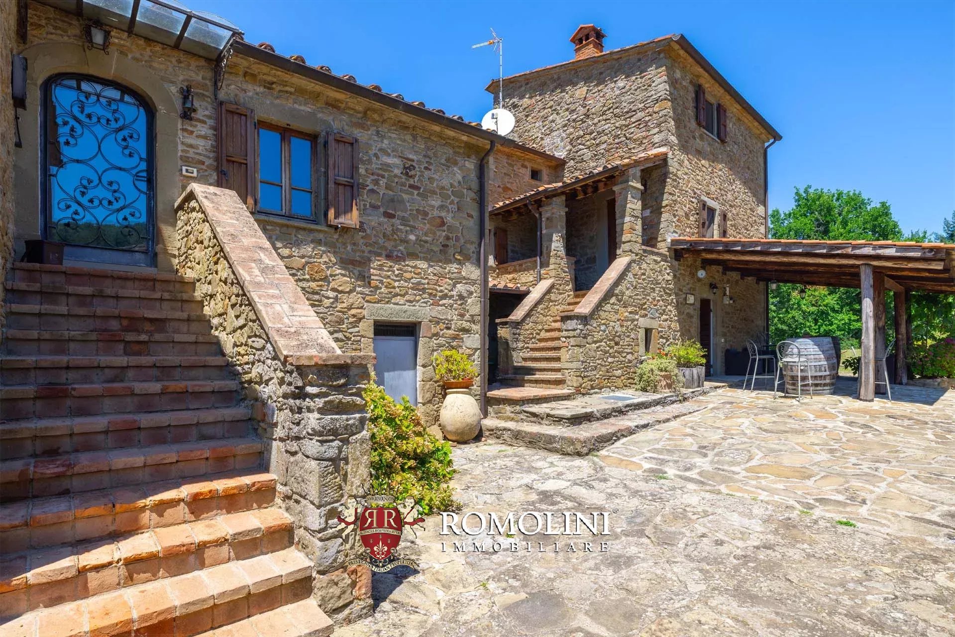 16 Bedroom Villa/Townhouse's Image 23