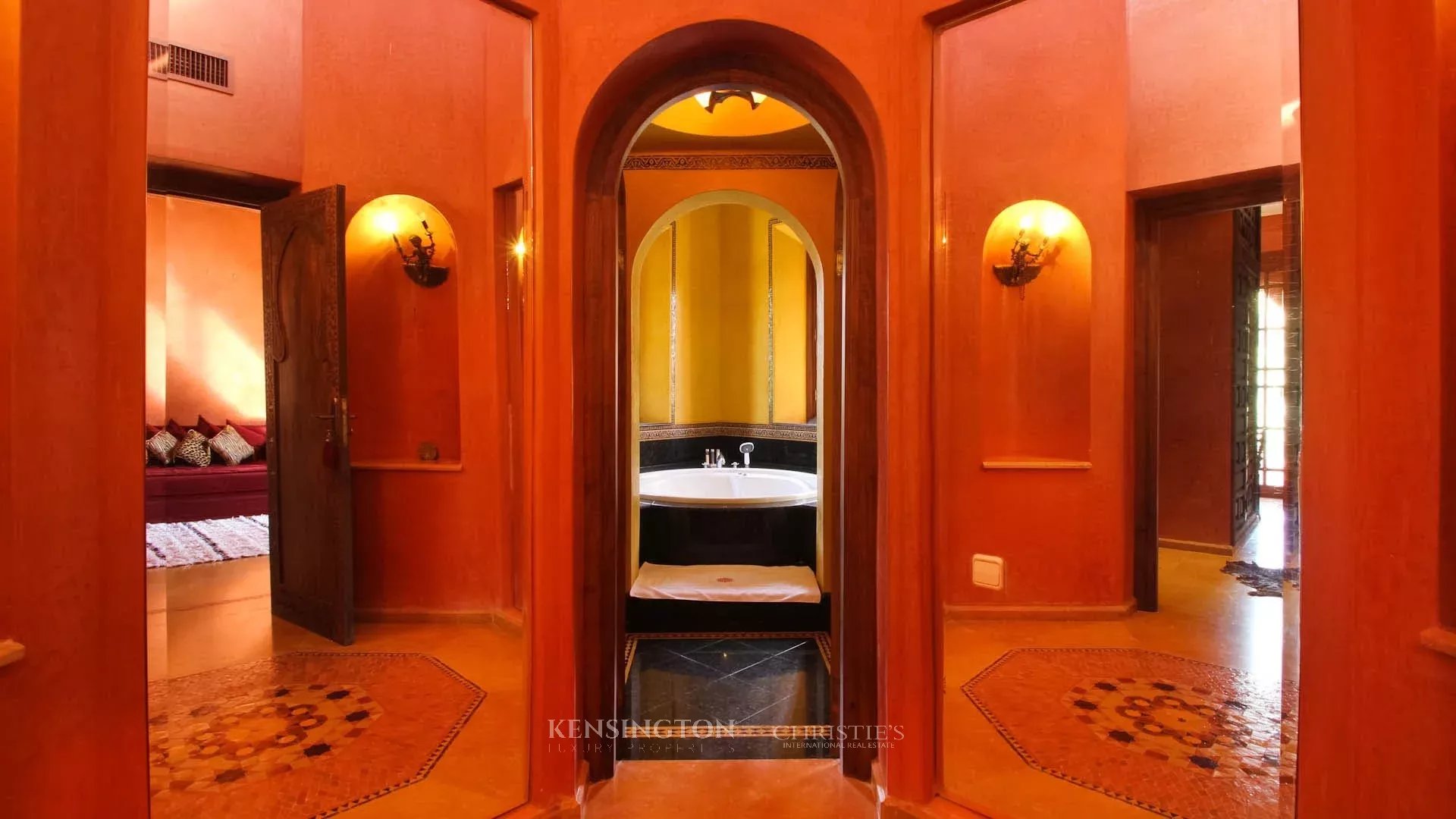 5 Bedroom Villa/Townhouse's Image 15