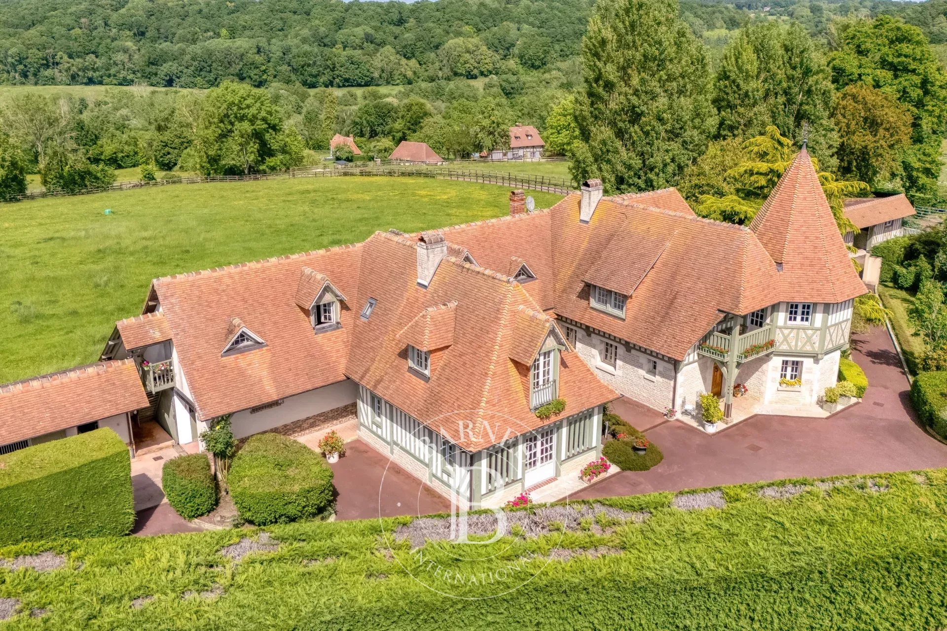 Maison Livarot-Pays-d'Auge  -  ref 86968477 (picture 3)