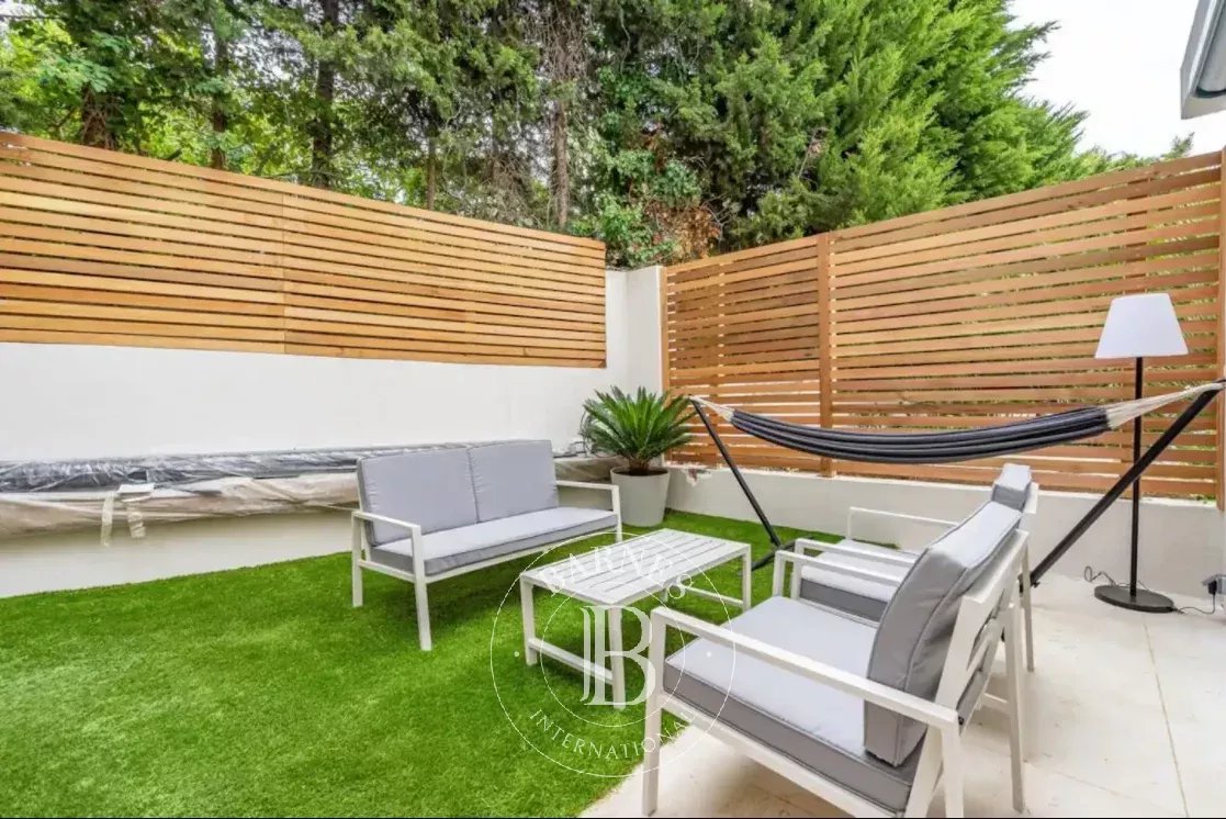 Ev Cassis - picture 9