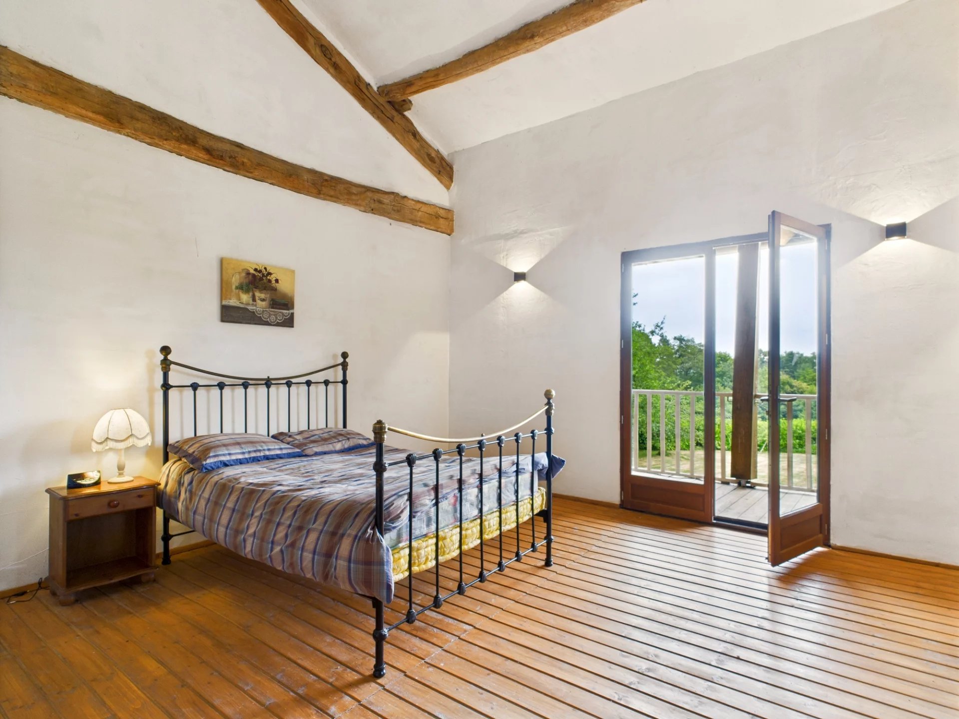 House in Saint-Mathieu - Image 3