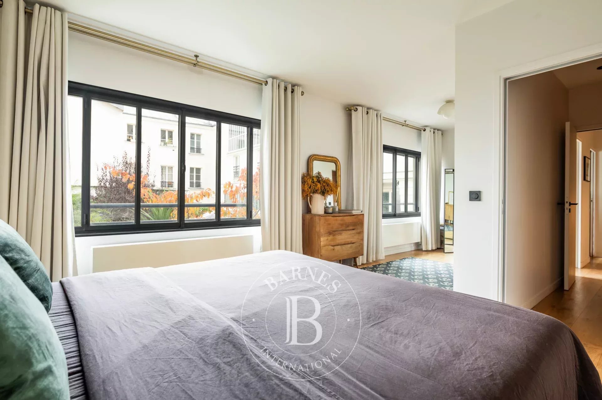 Paris  - Apartment 4 Bedrooms - picture 18