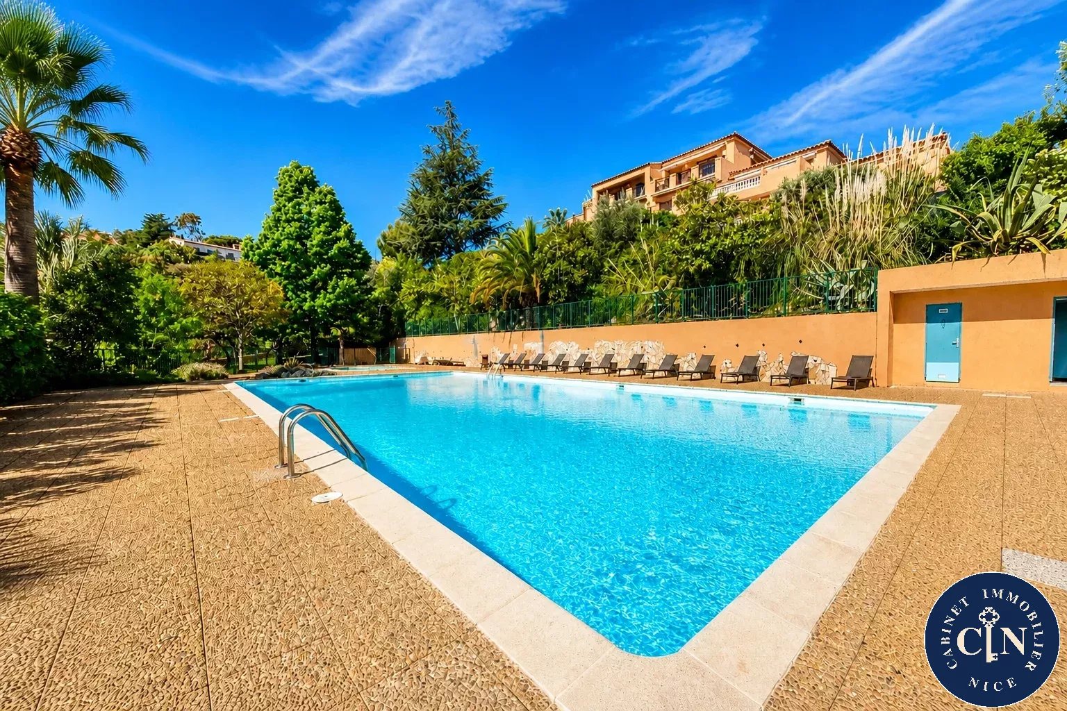 3 pièces 75 m² - STANDING Terrasse - Fabron — photo 15
