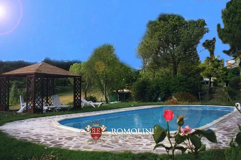 4 Bedroom Villa/Townhouse's Image 4