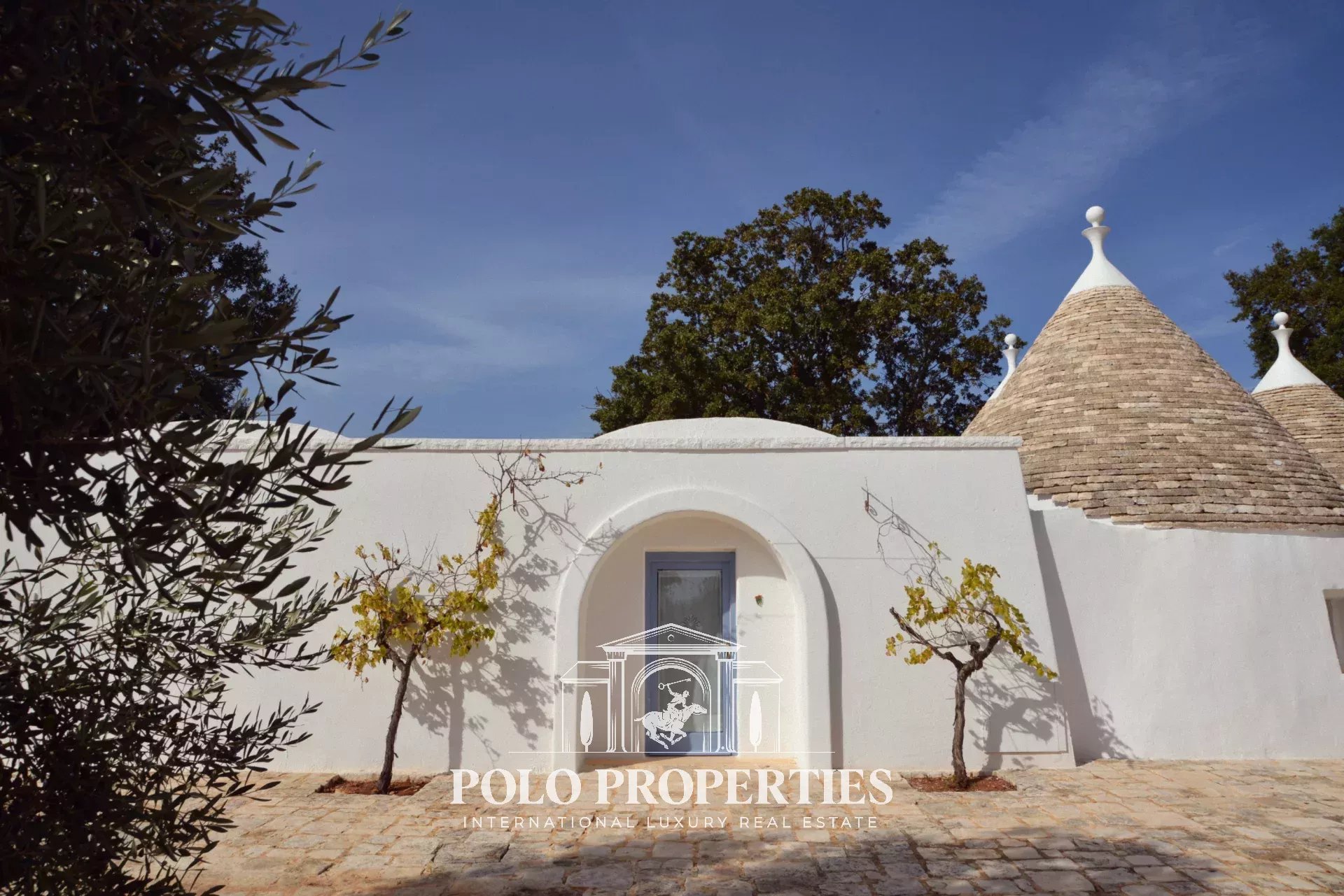 EXCEPTIONAL TRULLI & LAMIE