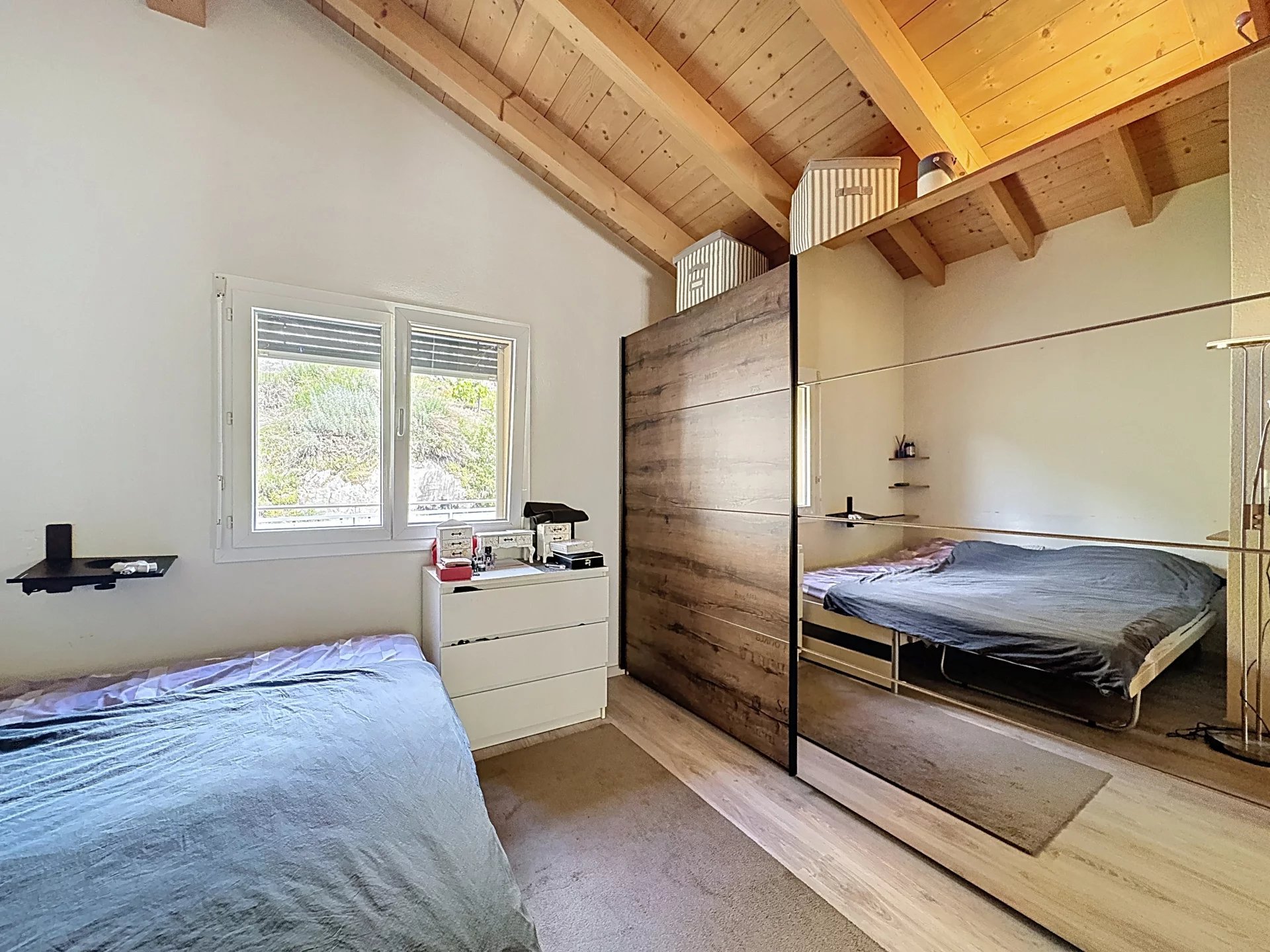 Modernité et luminosité pour cette villa de 5.5 pièces