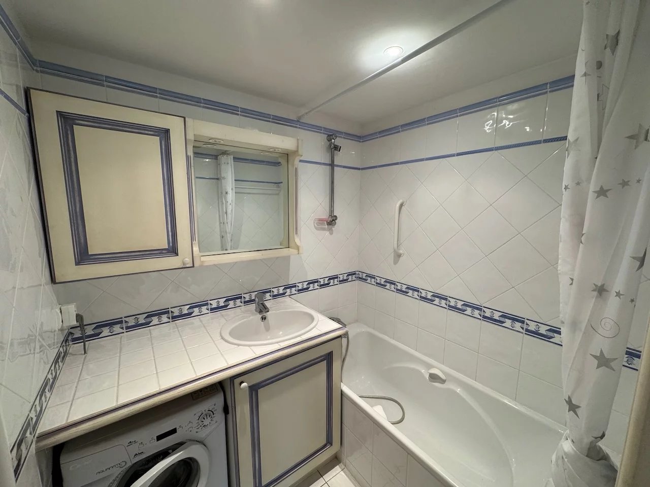 Roquebrune-sur-Argens | 3-room apartement with loggia overlooking a beautiful garden.
