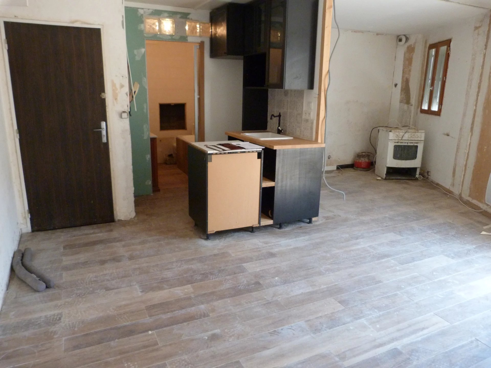 VIERZON 18 : Studio à rénover de 32.20 M²